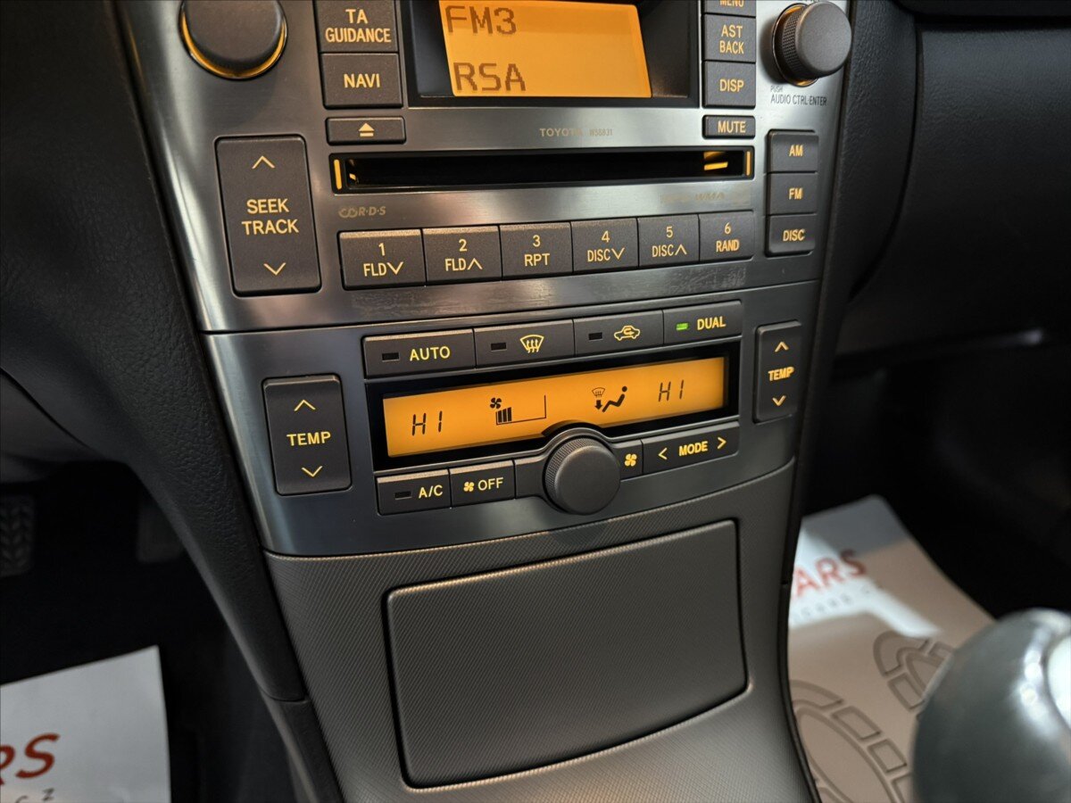 Toyota Avensis Liftback 1,8 l 95 kw