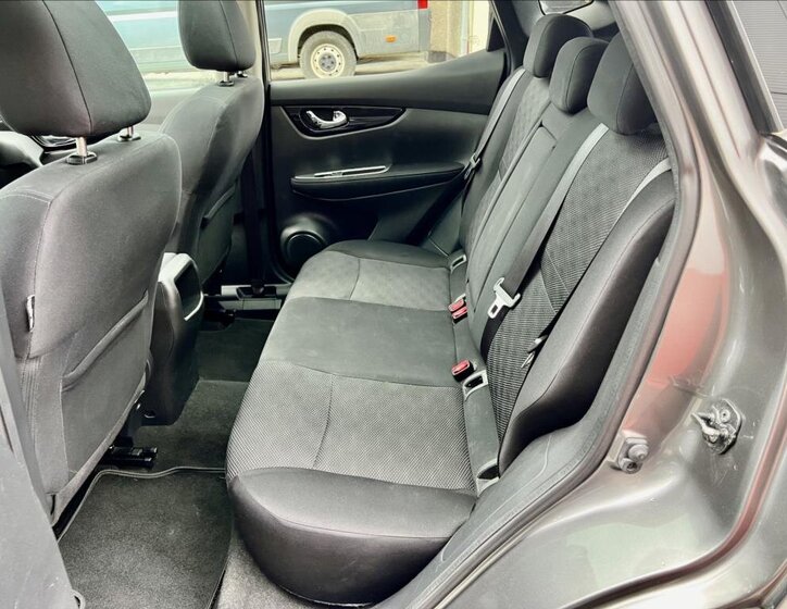 Nissan Qashqai SUV 1,6 l 96 kw