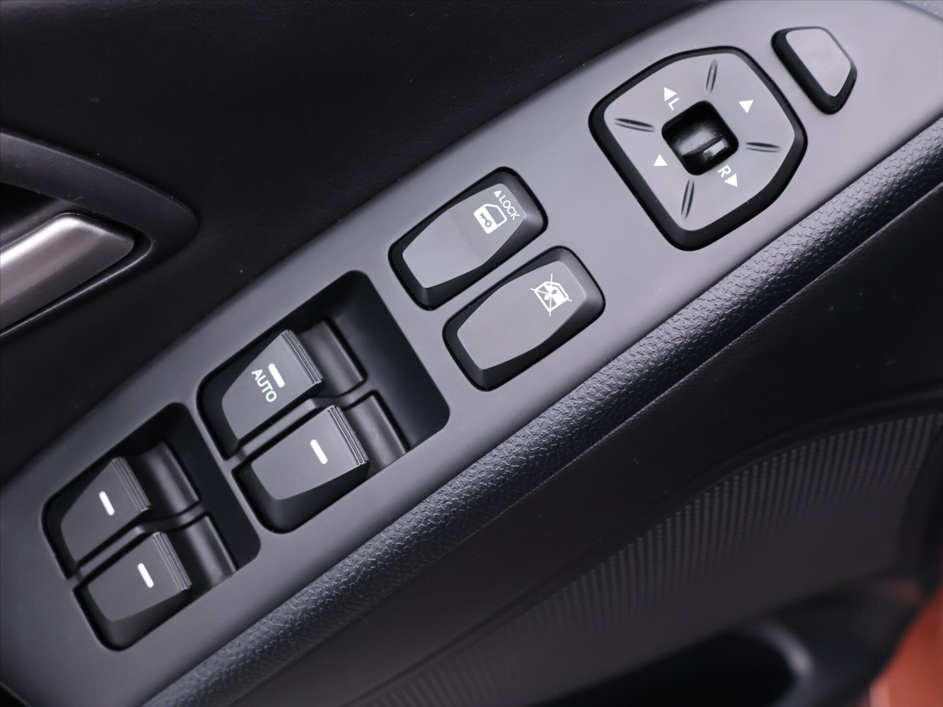 Hyundai ix35 SUV / Terénní 1,6 l 99 kw