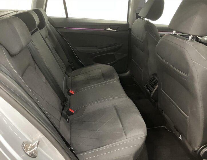 Volkswagen Golf Kombi 1,5 l 110 kw