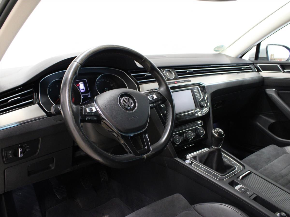 Volkswagen Passat Kombi 2,0 l 110 kw