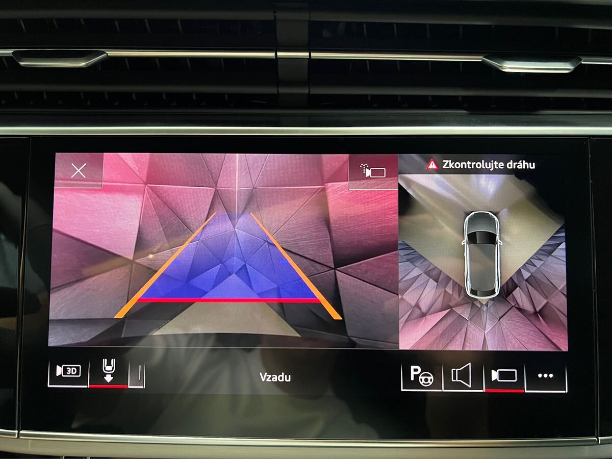 Audi Q8 SUV 3,0 l 210 kw