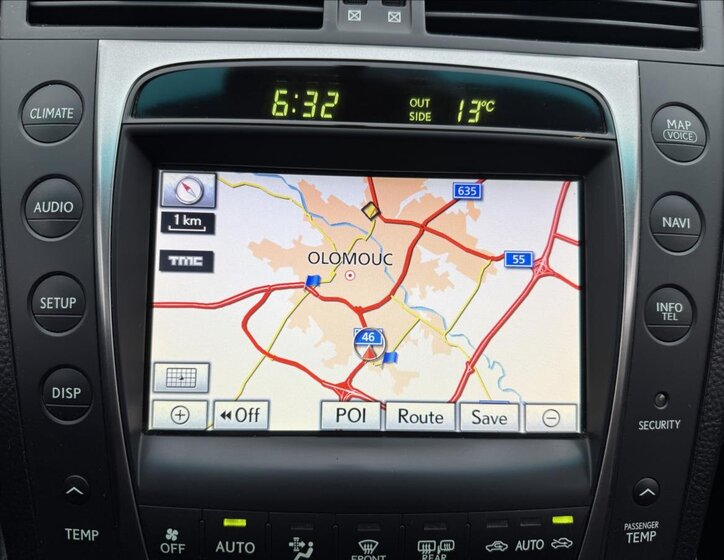 Lexus GS 300 Sedan / Limuzína 3,0 l 183 kw