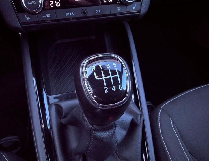 Škoda Kamiq Hatchback 999,0 85 kw