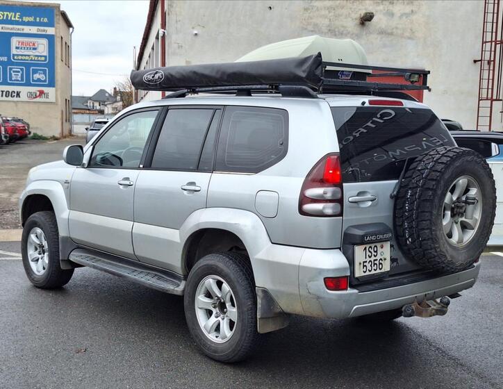 Toyota Land Cruiser 6