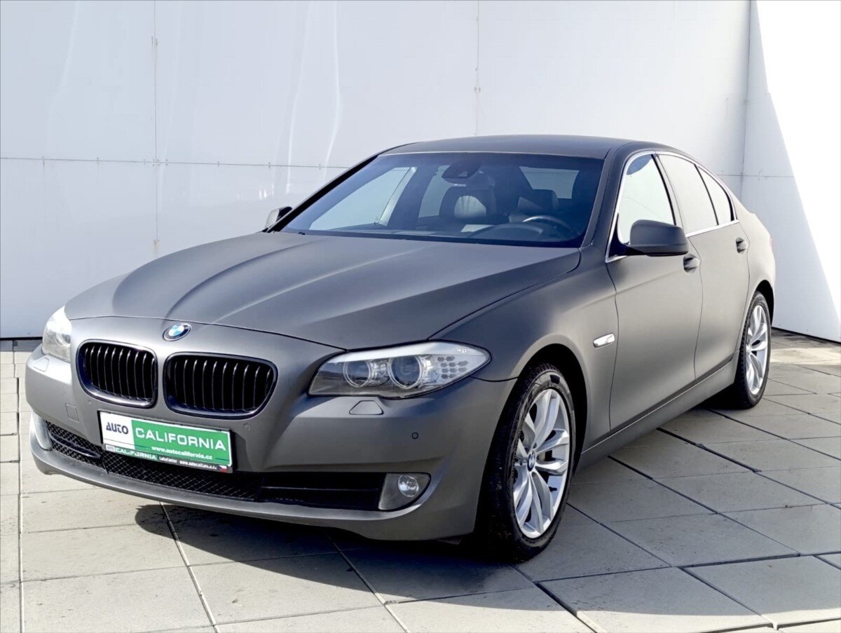 BMW Řada 5 Sedan 3,0 l 180 kw