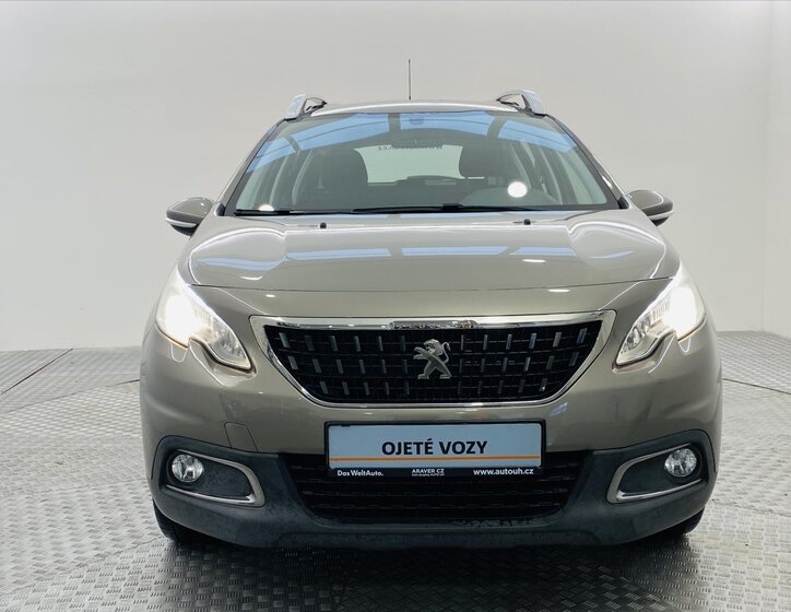 Peugeot 2008 Hatchback 1,2 l 60 kw