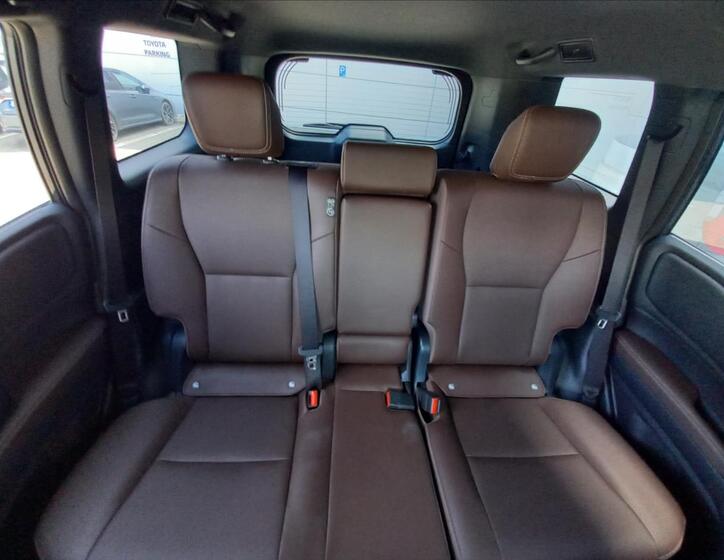 Toyota Land Cruiser 10