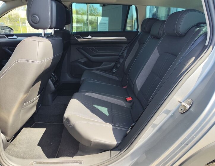 Volkswagen Passat Kombi 2,0 l 147 kw