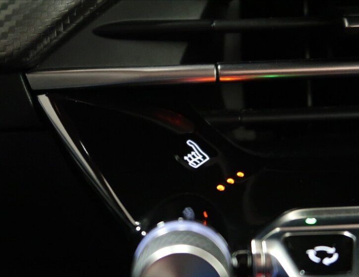 Peugeot 2008 Hatchback 1,2 l 96 kw