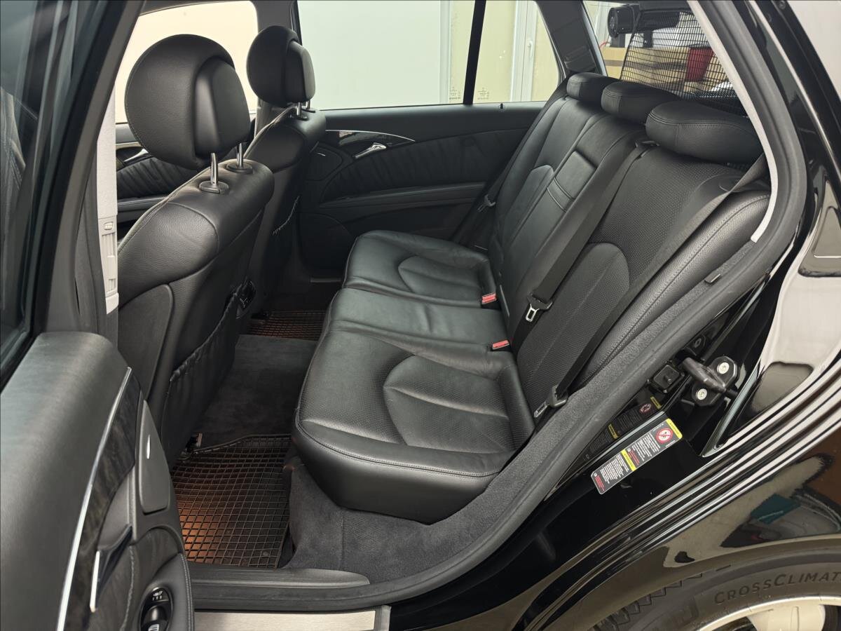 Mercedes-Benz Třídy E Kombi 3,0 l 170 kw