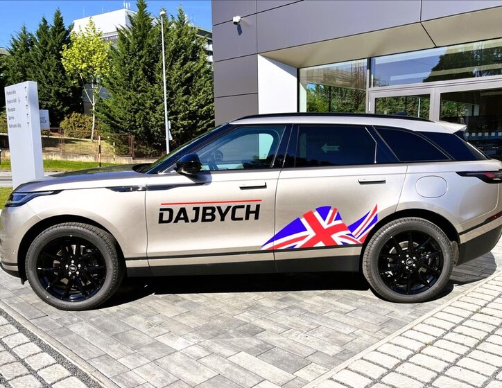 Land Rover Range Rover Velar 2