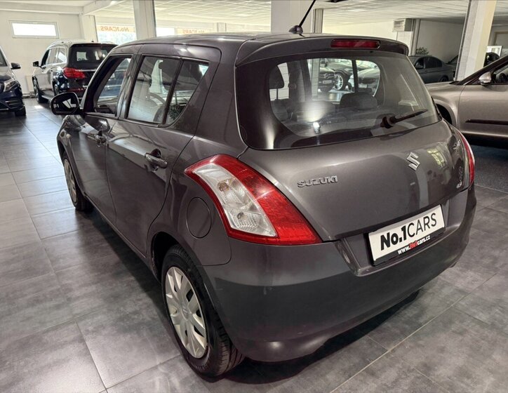 Suzuki Swift Hatchback 1,2 l 66 kw