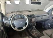 Mercedes-Benz Třídy M SUV 2,7 l 120 kw