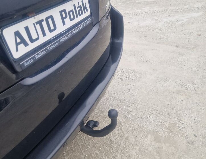 Toyota RAV4 SUV 2,2 l 130 kw