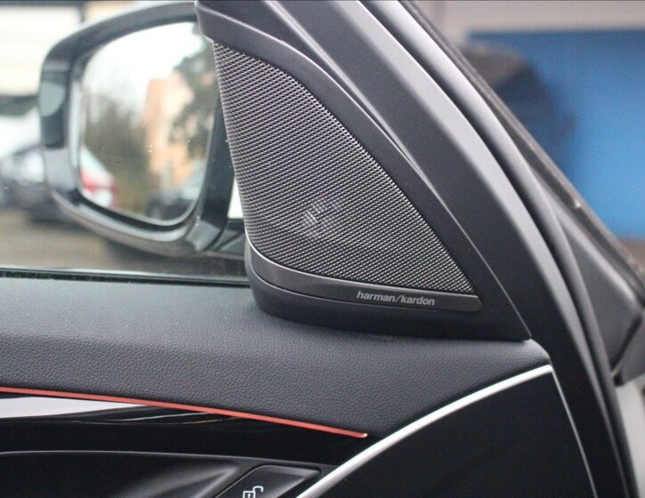 BMW Řada 5 Kombi 3,0 l 210 kw