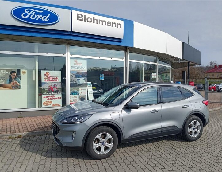 Ford Kuga SUV / Terénní 1,5 l 88 kw