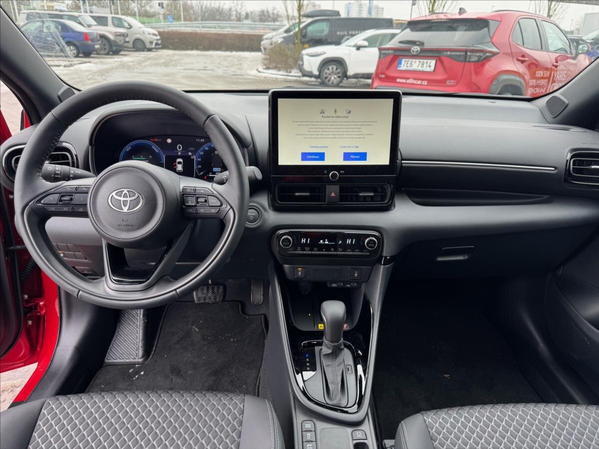 Toyota Yaris Hatchback 1,5 l 97 kw