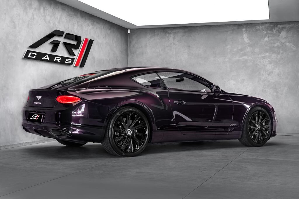 Bentley Continental GT Kupé 6,0 l 485 kw