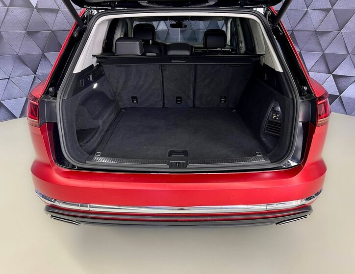Volkswagen Touareg SUV / Terénní 3,0 l 210 kw