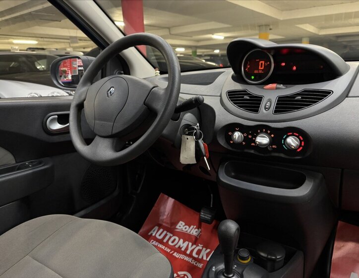 Renault Twingo Hatchback 1,1 l 55 kw