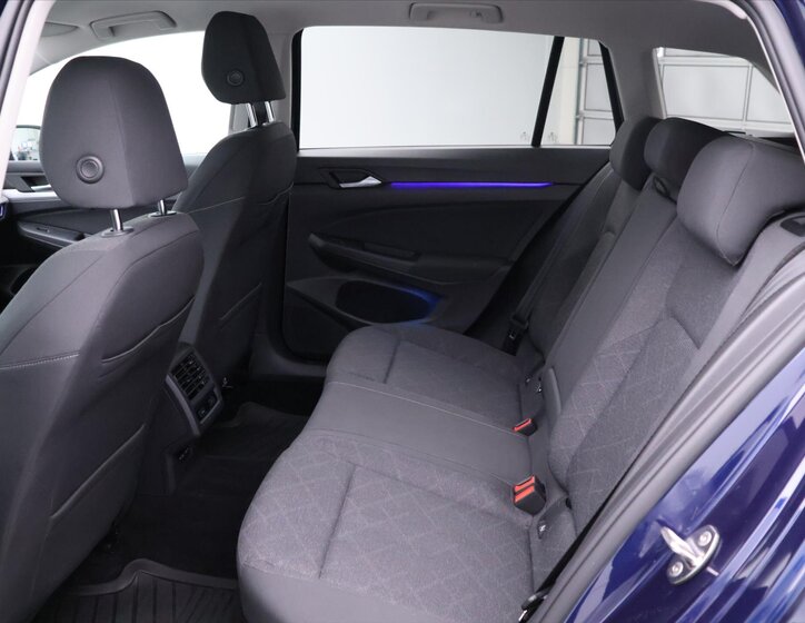 Volkswagen Golf Kombi 1,5 l 96 kw