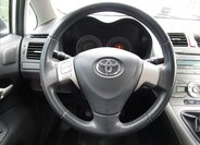 Toyota Auris Hatchback 1,4 l 66 kw