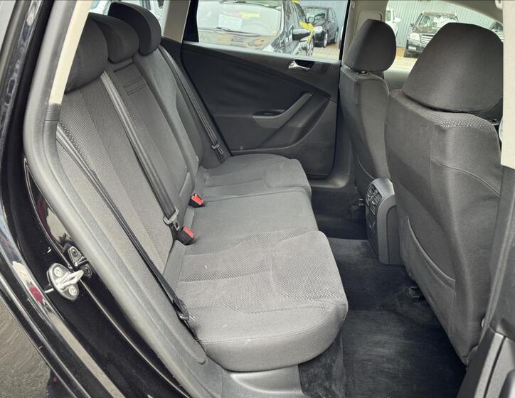 Volkswagen Passat 37