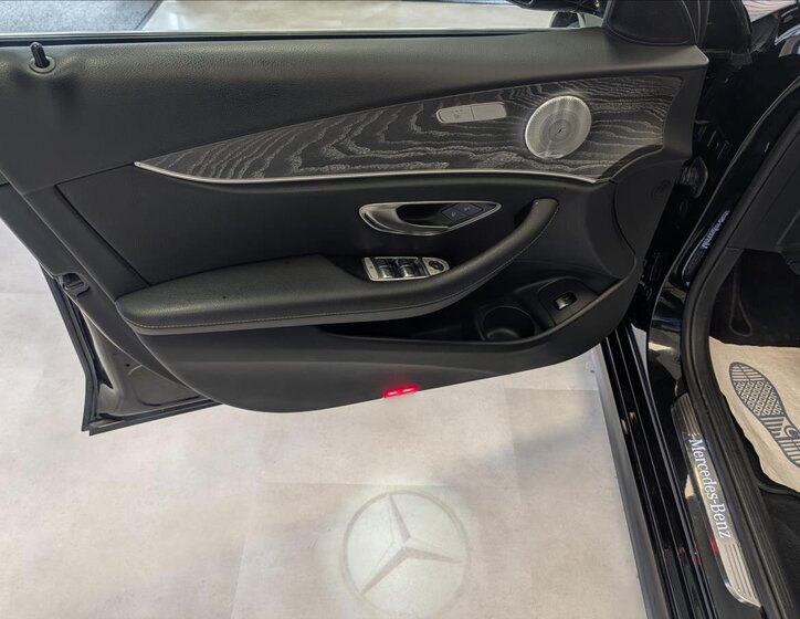 Mercedes-Benz Třídy E Kombi 2,0 l 143 kw