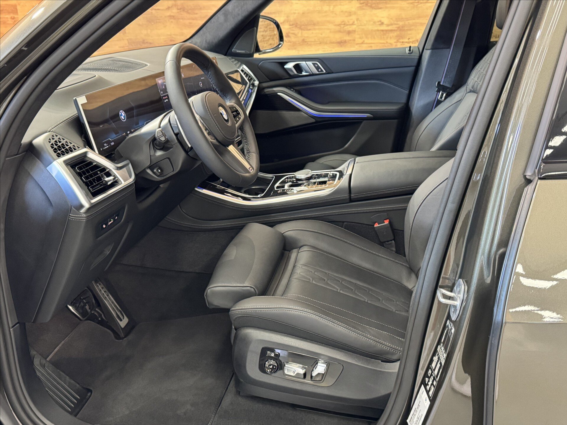 BMW X5 SUV / Terénní 3,0 l 250 kw