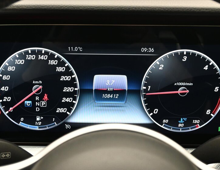 Mercedes-Benz Třídy E 16