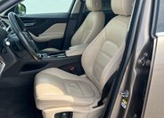 Jaguar F-Pace Kombi 2,0 l 132 kw