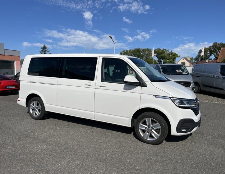 Volkswagen Caravelle Kombi 2,0 l 110 kw