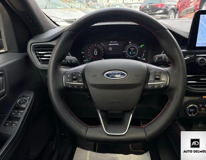 Ford Kuga SUV / Terénní 2,5 l 165 kw