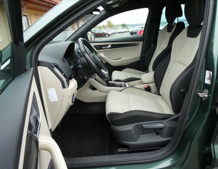 Škoda Karoq SUV 1,6 l 85 kw