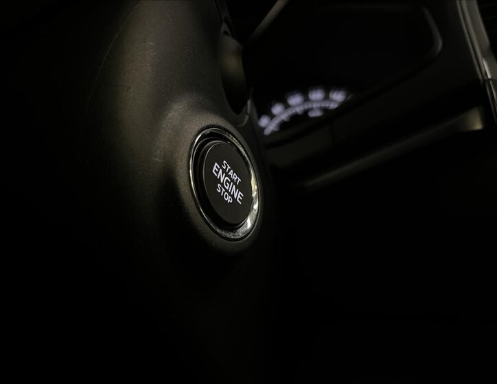 Škoda Karoq SUV / Terénní 1,5 l 110 kw