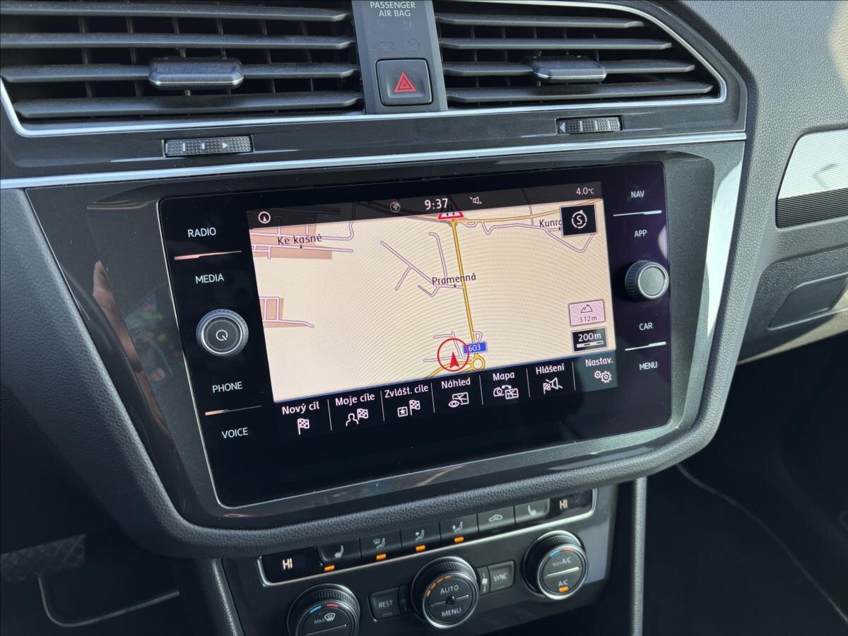 Volkswagen Tiguan SUV / Terénní 1,5 l 110 kw