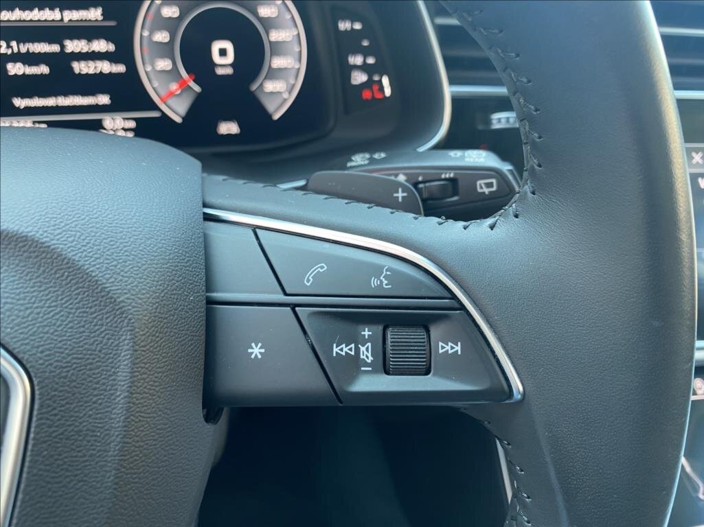 Audi Q8 SUV / Terénní 3,0 l 250 kw