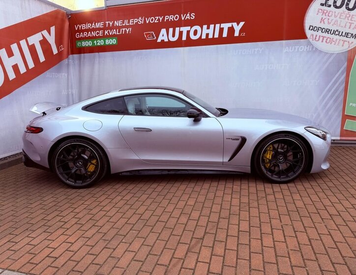 Mercedes-Benz AMG GT Kupé 4,0 l 430 kw