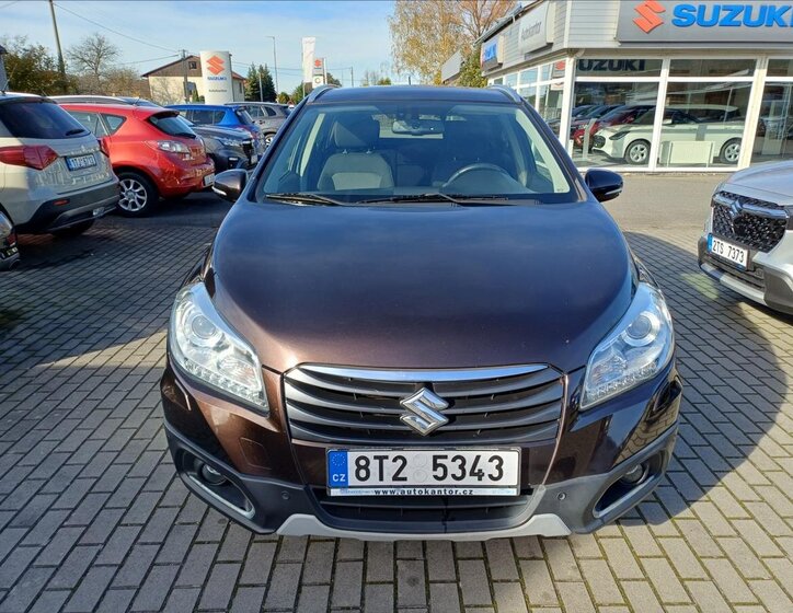 Suzuki SX4 S-Cross 7
