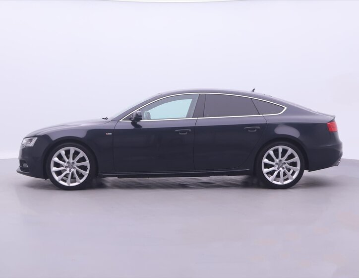Audi A5 4