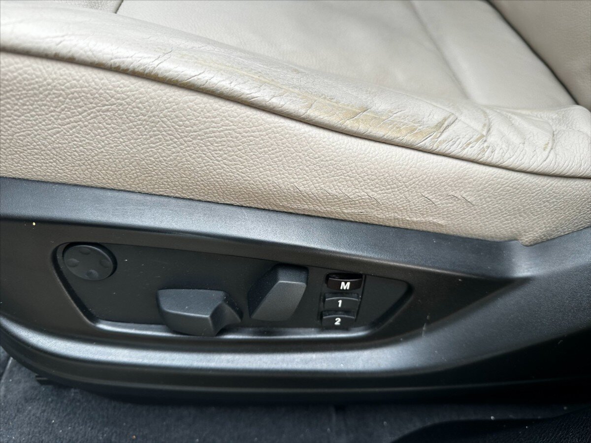 BMW X5 Kombi 3,0 l 180 kw