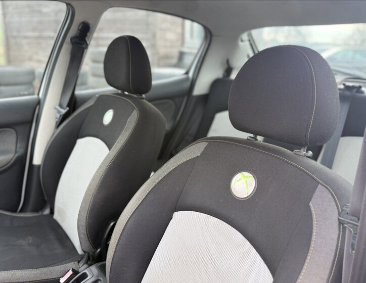 Peugeot 206 Hatchback 1,4 l 50 kw