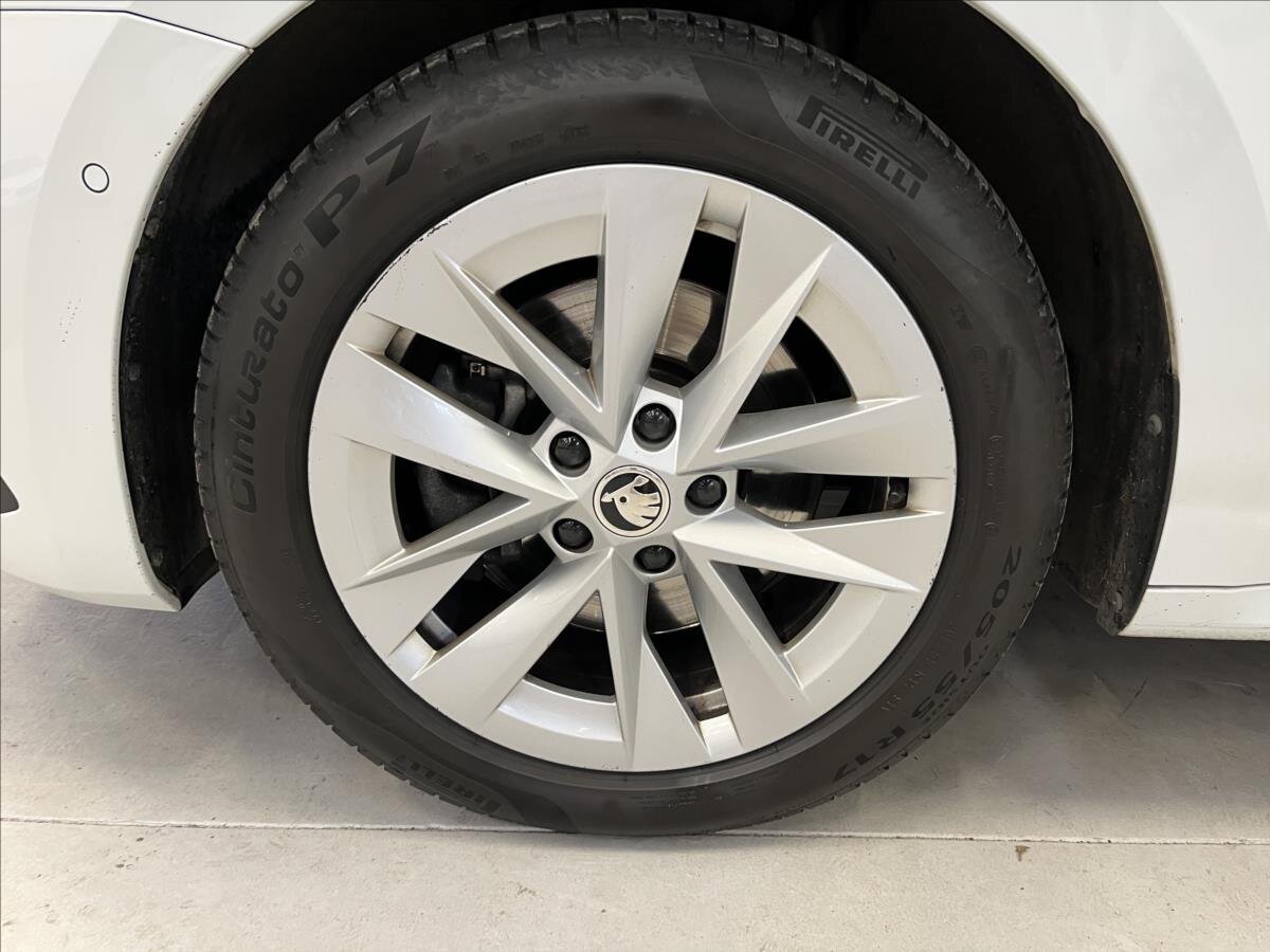 Škoda Octavia Kombi 2,0 l 110 kw