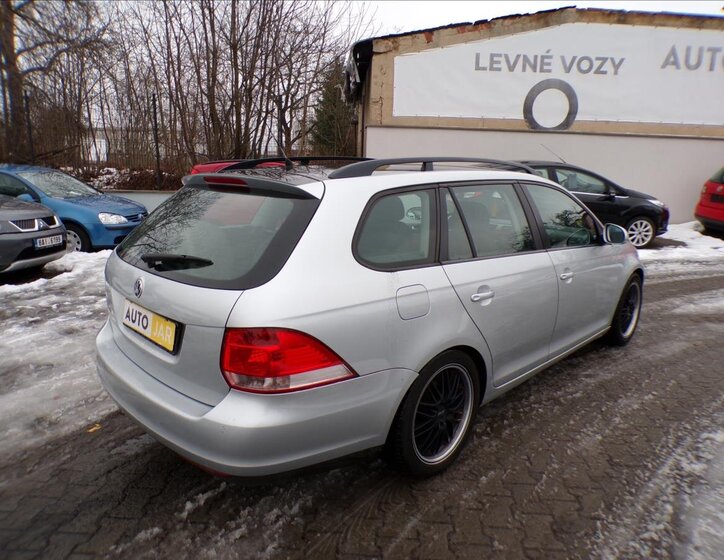 Volkswagen Golf Kombi 1,9 l 77 kw