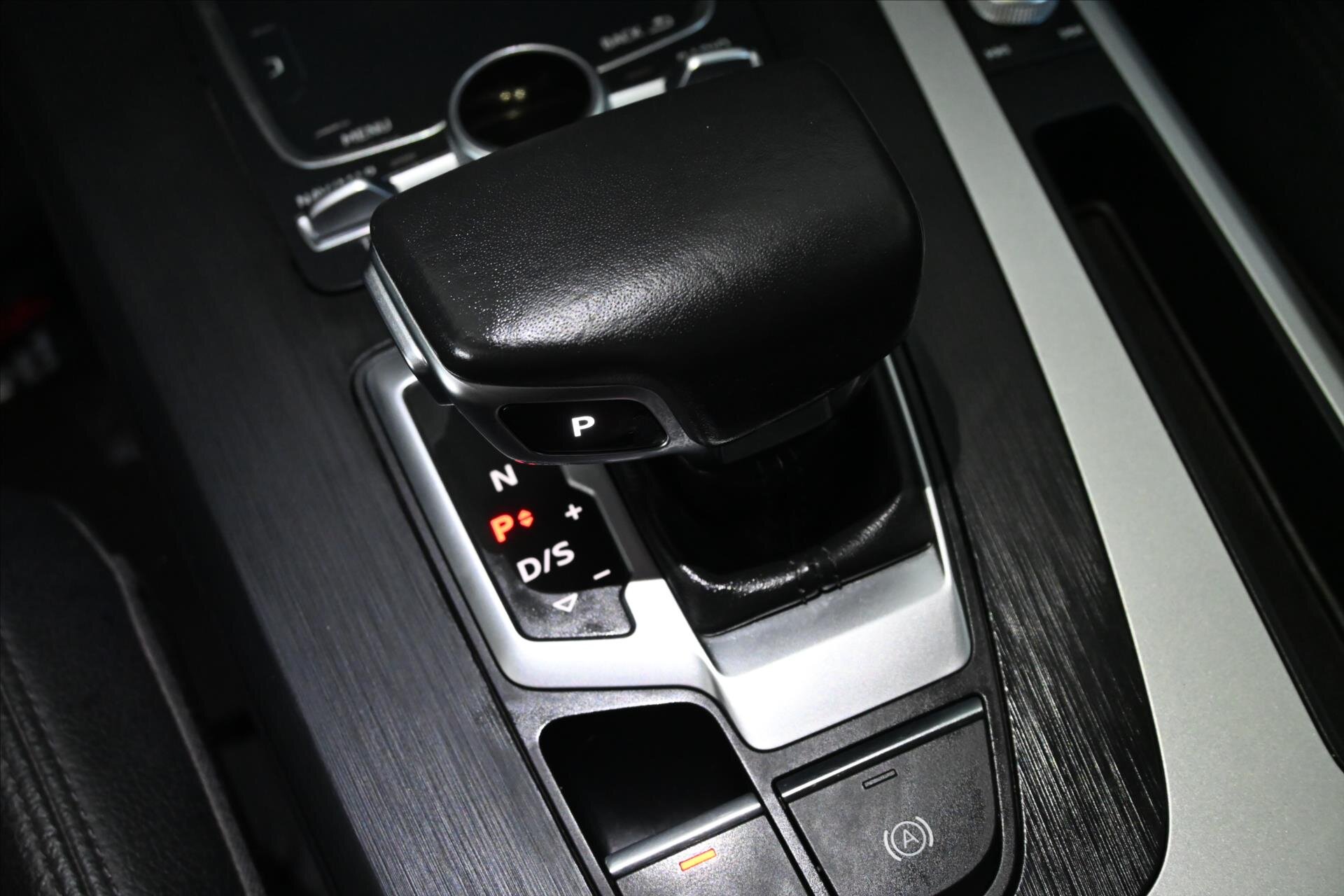 Audi Q5 SUV 2,0 l 140 kw