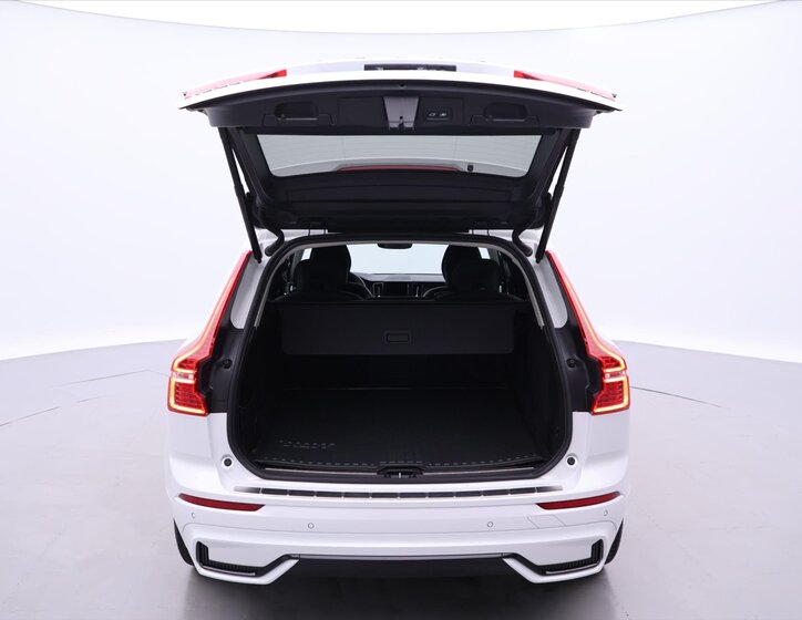 Volvo XC60 SUV / Terénní 2,0 l 173 kw