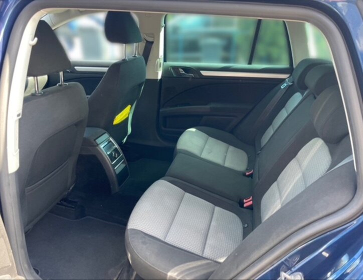 Škoda Superb Kombi 2,0 l 103 kw