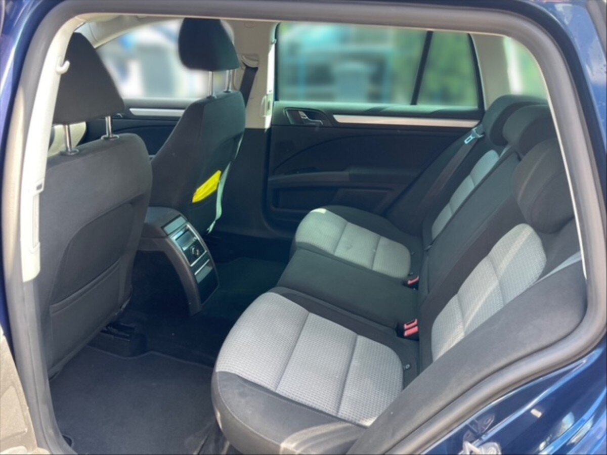 Škoda Superb Kombi 2,0 l 103 kw