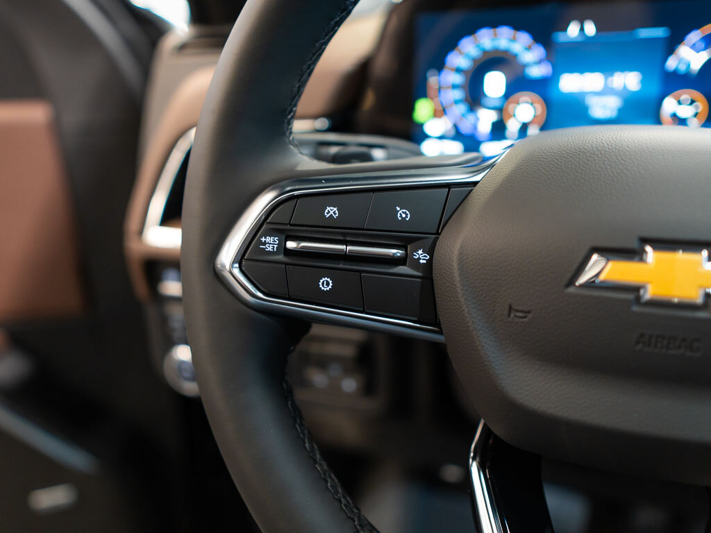 Chevrolet Suburban SUV 6,2 l 313 kw